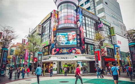 Ximen Station (西門站) .